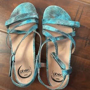 Abeo Bio System Samantha Snakeskin Pattern Sandals Shoes